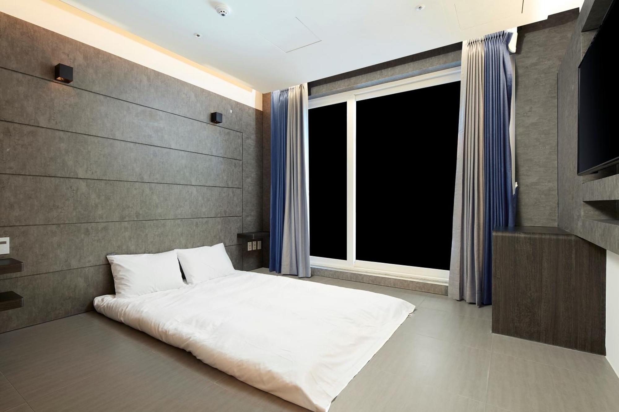 Elren Hotel Jeju Seogwipo Exterior photo