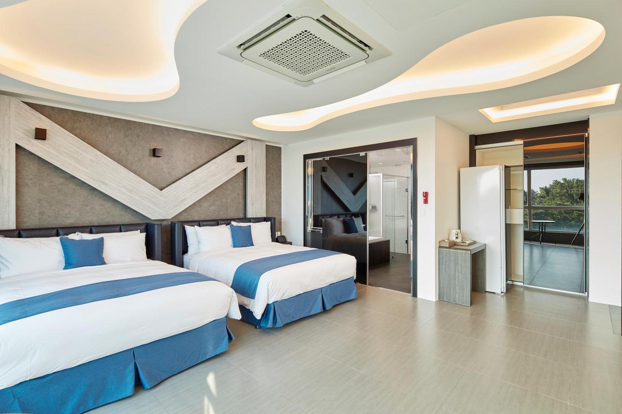 Elren Hotel Jeju Seogwipo Room photo